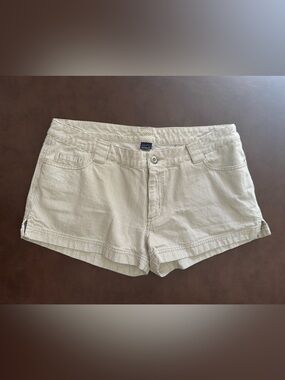 Patagonia Organic Cotton Tan Stripe Shorts Women’s 10 Casual Cabin Seersucker